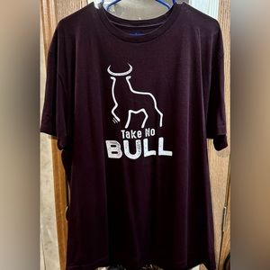 BNWOT! Mens Cody James Tee. Size XL.